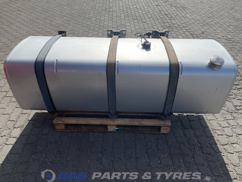 DAF - Fuel tank for Truck: picture 1 DAF - Fuel tank for Truck: picture 1