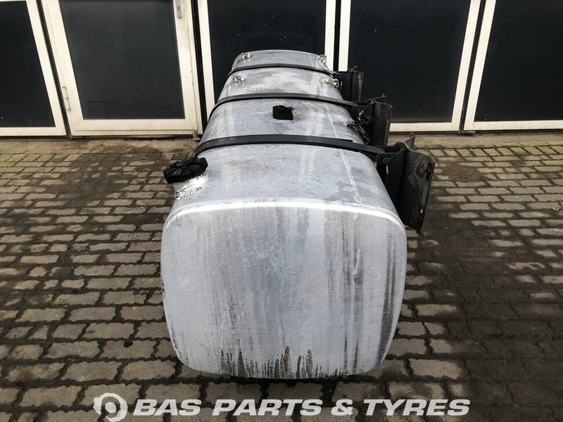 DAF - Fuel tank for Truck: picture 2 DAF - Fuel tank for Truck: picture 2