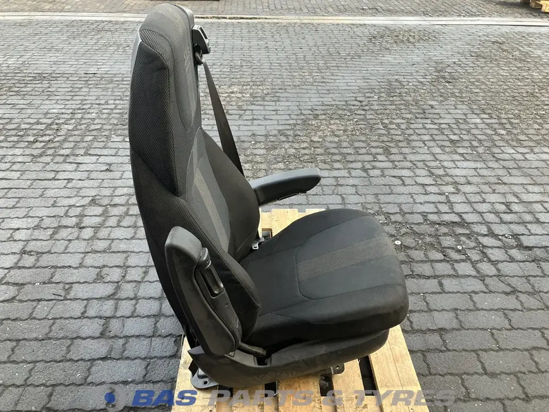 DAF XF G2 - Seat for Truck: picture 4 DAF XF G2 - Seat for Truck: picture 4