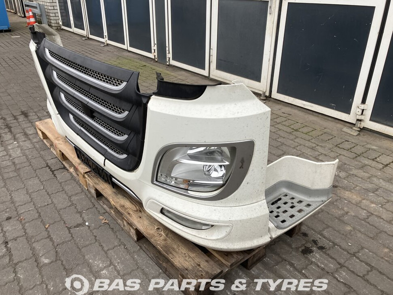 DAF XF106 - Bumper for Truck: picture 2 DAF XF106 - Bumper for Truck: picture 2