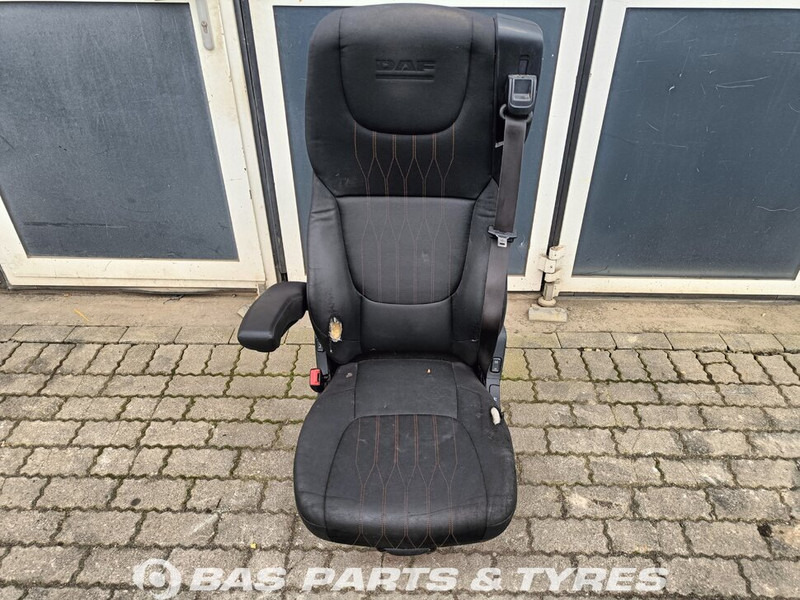 DAF XF106 - Seat for Truck: picture 1 DAF XF106 - Seat for Truck: picture 1