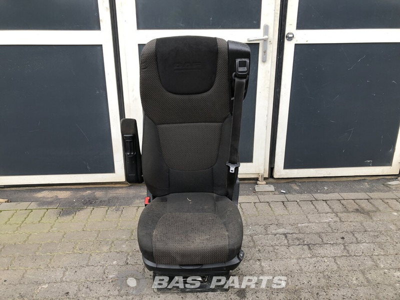 DAF XF106 - Seat for Truck: picture 1 DAF XF106 - Seat for Truck: picture 1