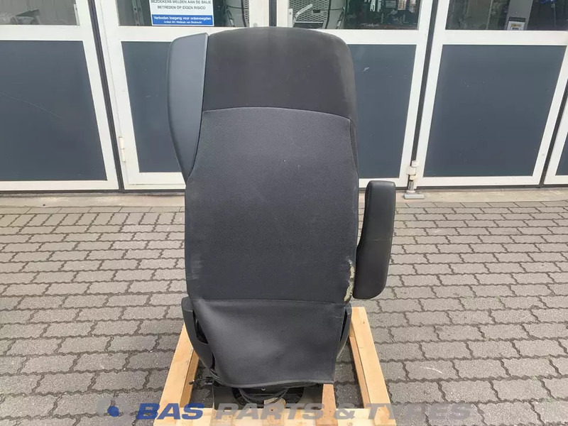 DAF XF106 - Seat for Truck: picture 3 DAF XF106 - Seat for Truck: picture 3