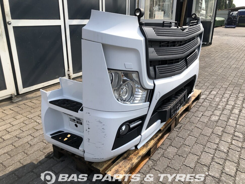 Mercedes-Benz Actros MP4 - Bumper for Truck: picture 3 Mercedes-Benz Actros MP4 - Bumper for Truck: picture 3