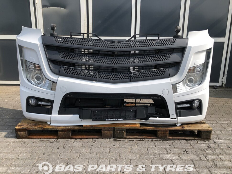 Mercedes-Benz Actros MP4 - Bumper for Truck: picture 1 Mercedes-Benz Actros MP4 - Bumper for Truck: picture 1
