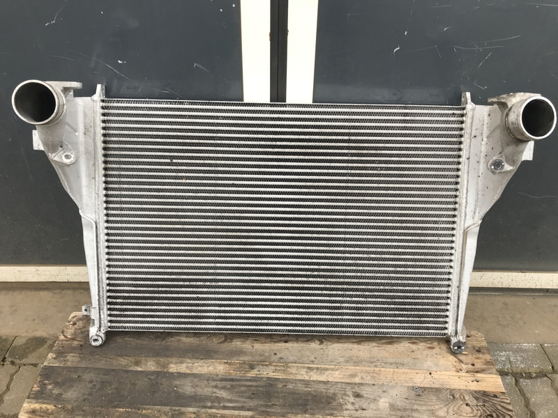 Mercedes-Benz Antos MP4 Intercooler Mercedes A 960 500 07 02 - Intercooler for Truck: picture 1 Mercedes-Benz Antos MP4 Intercooler Mercedes A 960 500 07 02 - Intercooler for Truck: picture 1