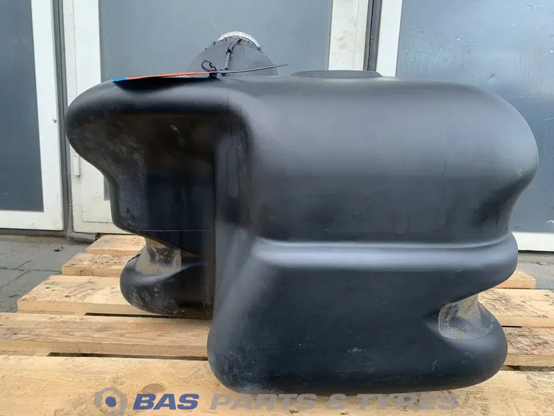 Mercedes-Benz Brandstoftank Mercedes 120 Liter A 967 471 04 01 - Fuel tank for Truck: picture 3 Mercedes-Benz Brandstoftank Mercedes 120 Liter A 967 471 04 01 - Fuel tank for Truck: picture 3