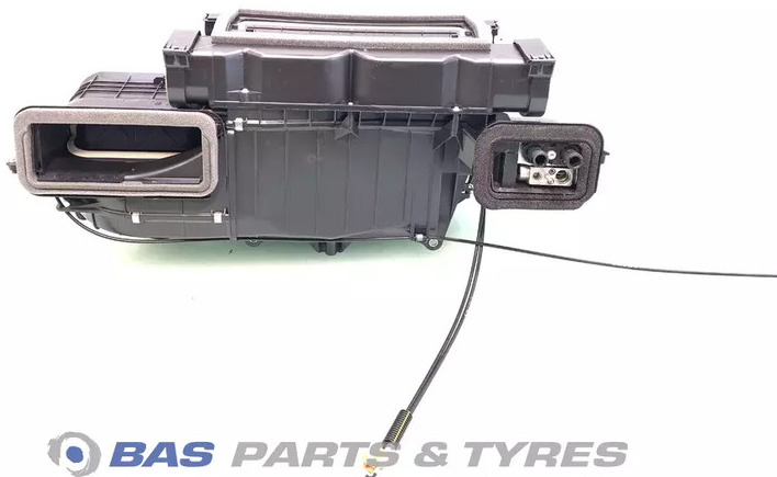 Mercedes-Benz - Heating/ Ventilation for Truck: picture 3 Mercedes-Benz - Heating/ Ventilation for Truck: picture 3