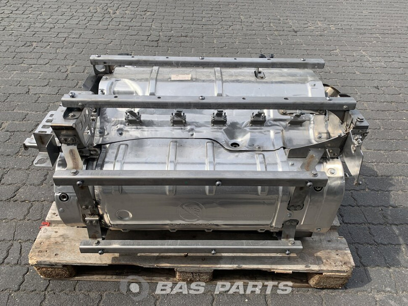 Mercedes-Benz Uitlaatdemper Mercedes A 013 490 45 12 - Muffler for Truck: picture 1 Mercedes-Benz Uitlaatdemper Mercedes A 013 490 45 12 - Muffler for Truck: picture 1