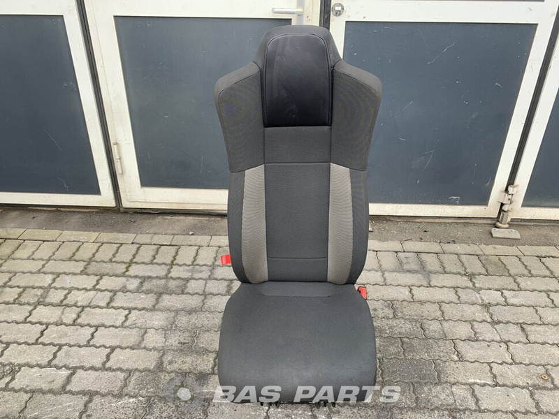 Renault - Seat for Truck: picture 1 Renault - Seat for Truck: picture 1