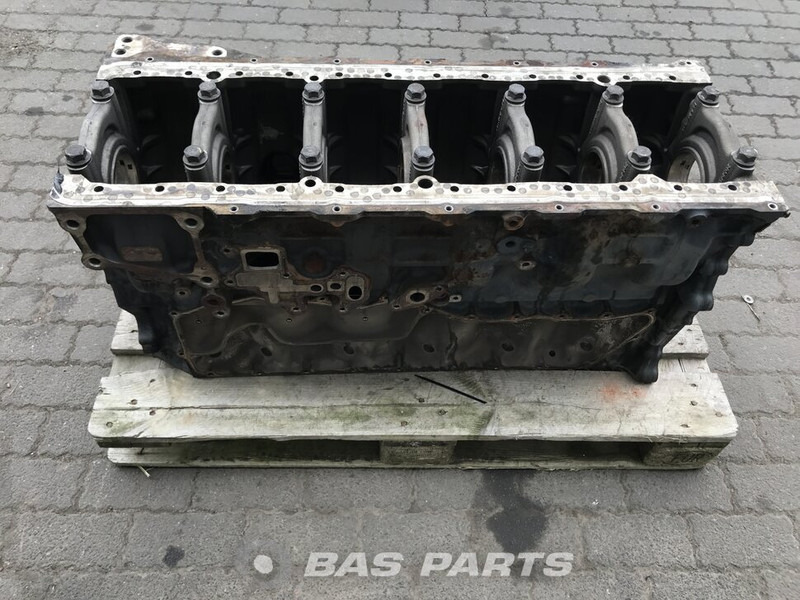 Renault - Engine and parts for Truck: picture 3 Renault - Engine and parts for Truck: picture 3