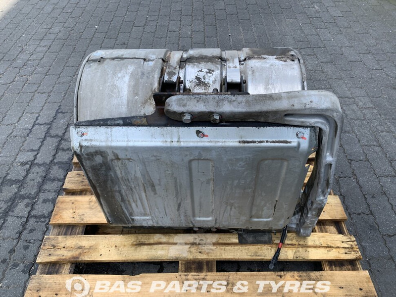 Renault Premium Euro 4-5 Uitlaatdemper Renault 7420899867 - Muffler for Truck: picture 2 Renault Premium Euro 4-5 Uitlaatdemper Renault 7420899867 - Muffler for Truck: picture 2