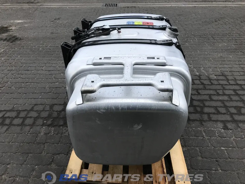 Scania - Fuel tank for Truck: picture 4 Scania - Fuel tank for Truck: picture 4