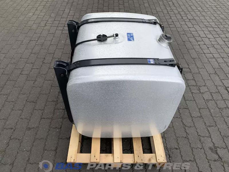 Scania - Fuel tank for Truck: picture 4 Scania - Fuel tank for Truck: picture 4