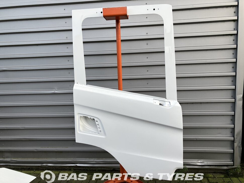 Scania P-Serie NextGen - Door and parts for Truck: picture 1 Scania P-Serie NextGen - Door and parts for Truck: picture 1