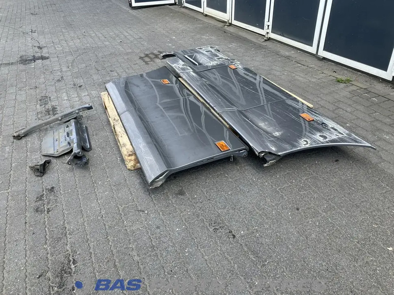 Scania S-Serie NextGen Sideskirt Set Scania 2623617 - Body and exterior for Truck: picture 2 Scania S-Serie NextGen Sideskirt Set Scania 2623617 - Body and exterior for Truck: picture 2