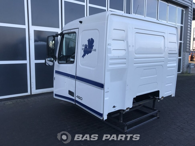 Volvo FH3 Volvo Sleeper Cab L2H1 20497823 - Cab and interior for Truck: picture 5 Volvo FH3 Volvo Sleeper Cab L2H1 20497823 - Cab and interior for Truck: picture 5