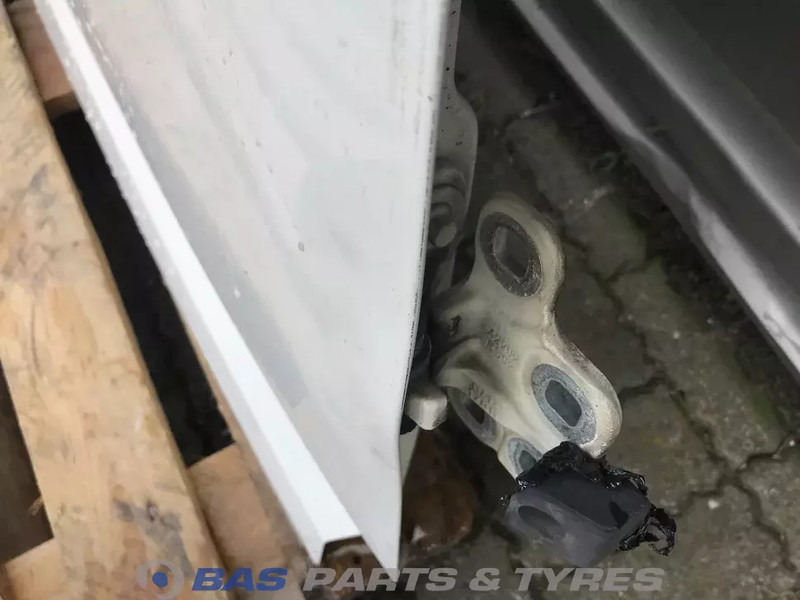 Volvo FH4 - Door and parts for Truck: picture 4 Volvo FH4 - Door and parts for Truck: picture 4