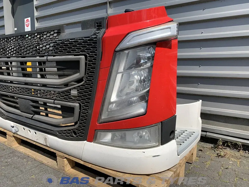 Volvo FH4 - Bumper for Truck: picture 2 Volvo FH4 - Bumper for Truck: picture 2