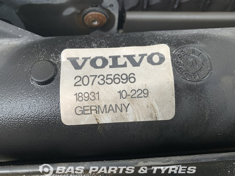 Volvo FM3 Koelerpakket Volvo D11C 330 1676631 - Radiator for Truck: picture 3 Volvo FM3 Koelerpakket Volvo D11C 330 1676631 - Radiator for Truck: picture 3