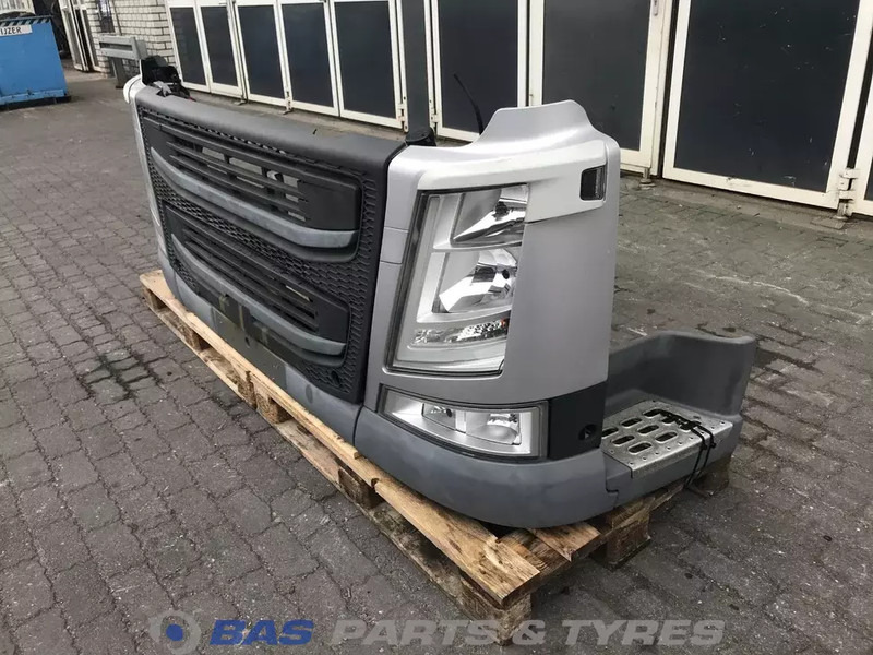 Volvo FM4 Bumper Volvo 21221129 - Bumper for Truck: picture 2 Volvo FM4 Bumper Volvo 21221129 - Bumper for Truck: picture 2