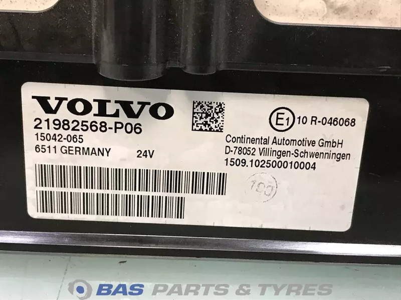 Volvo FM4 Instrumentenpaneel Volvo 21589170 - Dashboard for Truck: picture 3 Volvo FM4 Instrumentenpaneel Volvo 21589170 - Dashboard for Truck: picture 3