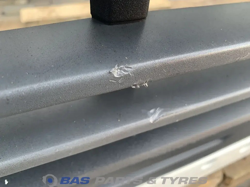 Volvo FM5 Bumper Volvo 21316576 - Bumper for Truck: picture 4 Volvo FM5 Bumper Volvo 21316576 - Bumper for Truck: picture 4