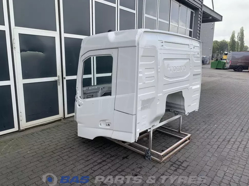 Volvo FM5 Volvo Day Cab L1H1 84234868 - Cab and interior for Truck: picture 4 Volvo FM5 Volvo Day Cab L1H1 84234868 - Cab and interior for Truck: picture 4