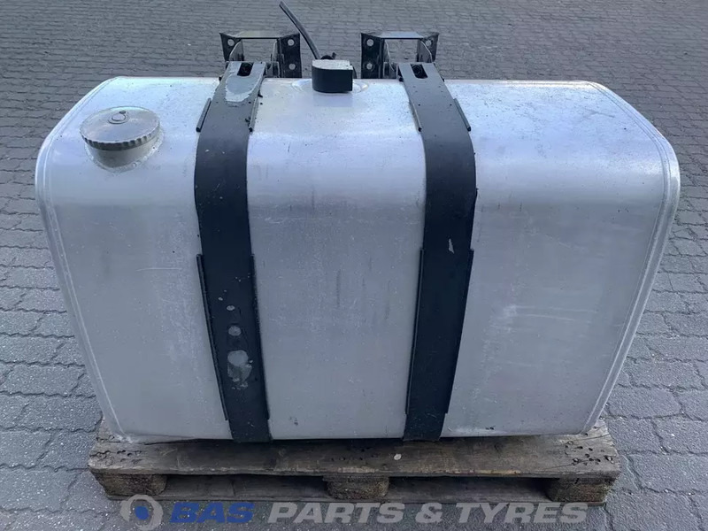 Volvo - Fuel tank for Truck: picture 1 Volvo - Fuel tank for Truck: picture 1
