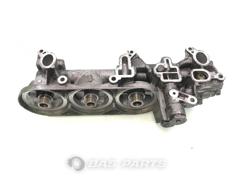 Volvo Oliefilterhuis Volvo 20586031 - Oil filter for Truck: picture 3 Volvo Oliefilterhuis Volvo 20586031 - Oil filter for Truck: picture 3