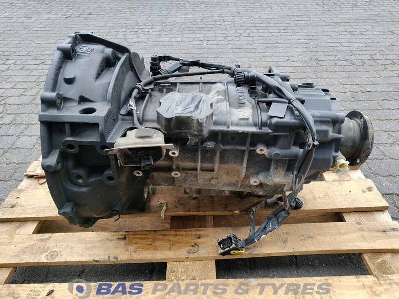 ZF LF Euro 6 - Gearbox for Truck: picture 1 ZF LF Euro 6 - Gearbox for Truck: picture 1