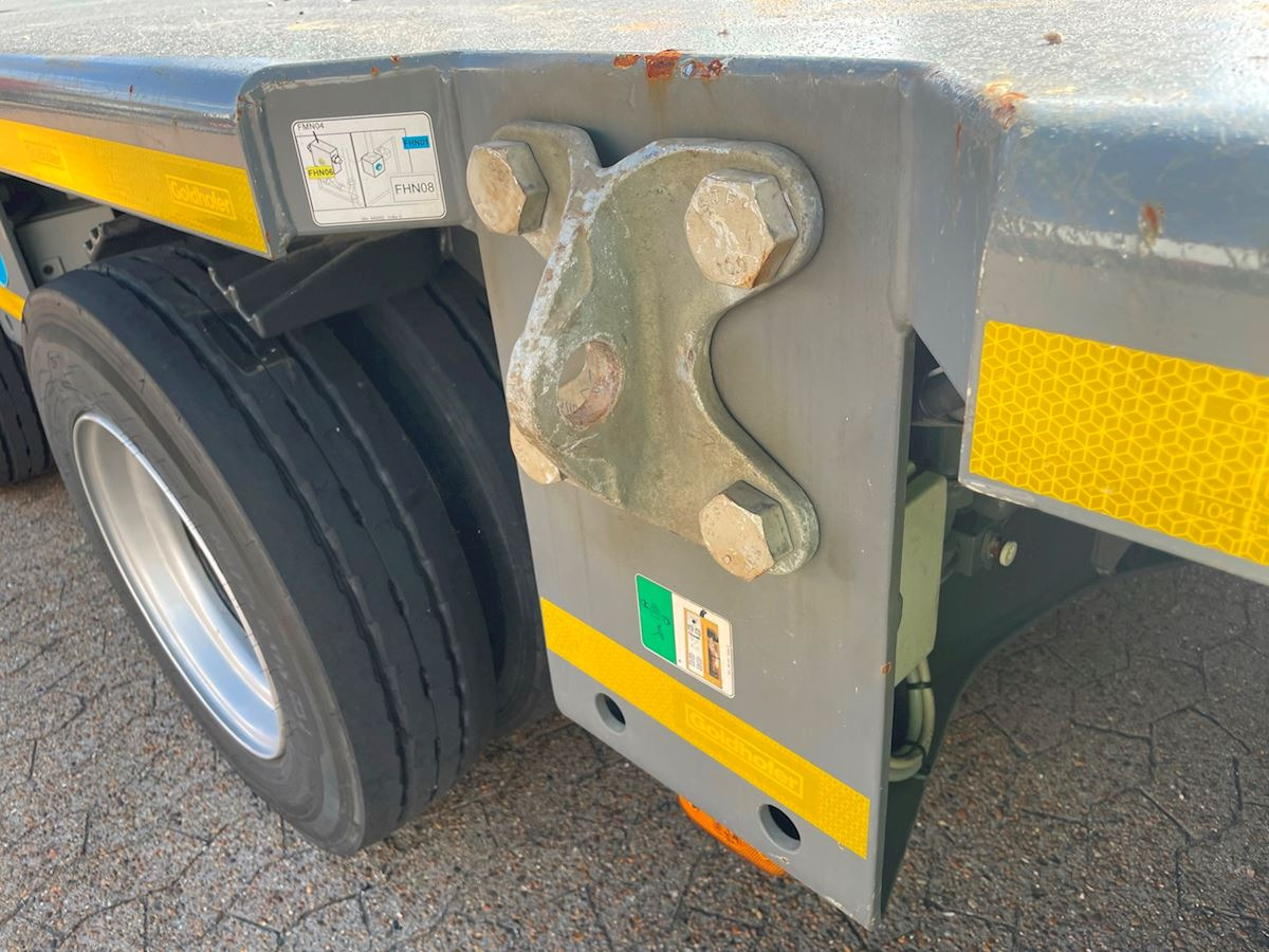 Goldhofer PST/SL-E 4 (08x02) - Low loader trailer: picture 5 Goldhofer PST/SL-E 4 (08x02) - Low loader trailer: picture 5
