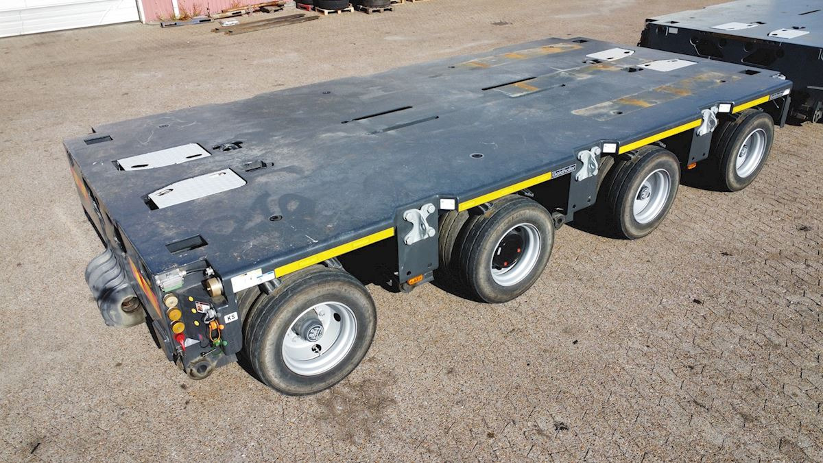 Goldhofer PST/SL-E 4 (08x02) - Low loader trailer: picture 1 Goldhofer PST/SL-E 4 (08x02) - Low loader trailer: picture 1