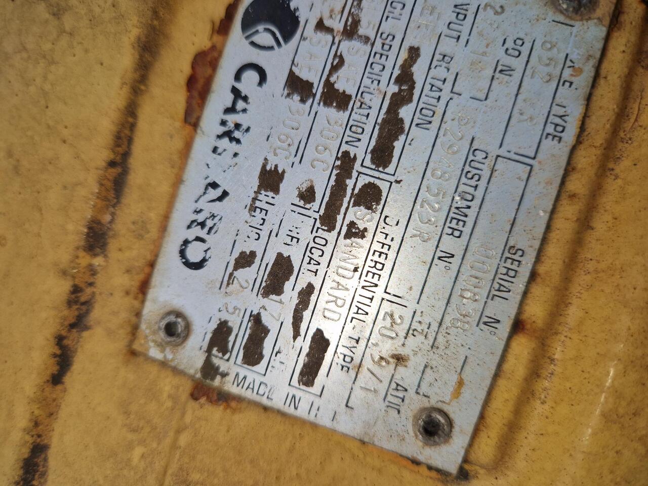 EJES CARRARO 852 FR PAR CASE 1288 - Axle and parts for Construction machinery: picture 2 EJES CARRARO 852 FR PAR CASE 1288 - Axle and parts for Construction machinery: picture 2