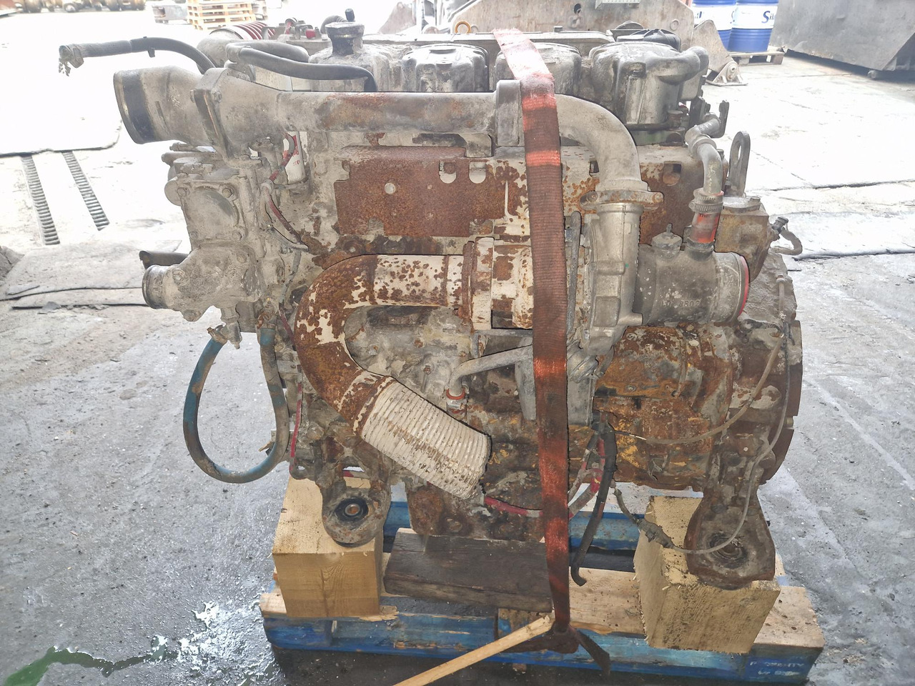 LIEBHERR D934S A6 - Engine for Construction machinery: picture 3 LIEBHERR D934S A6 - Engine for Construction machinery: picture 3