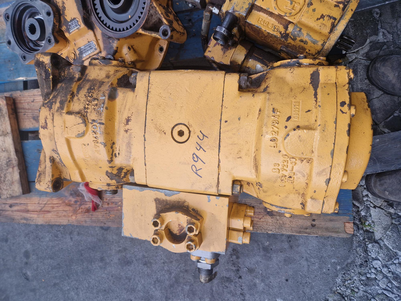 LIEBHERR LPVD140 - Hydraulic pump for Construction machinery: picture 1 LIEBHERR LPVD140 - Hydraulic pump for Construction machinery: picture 1