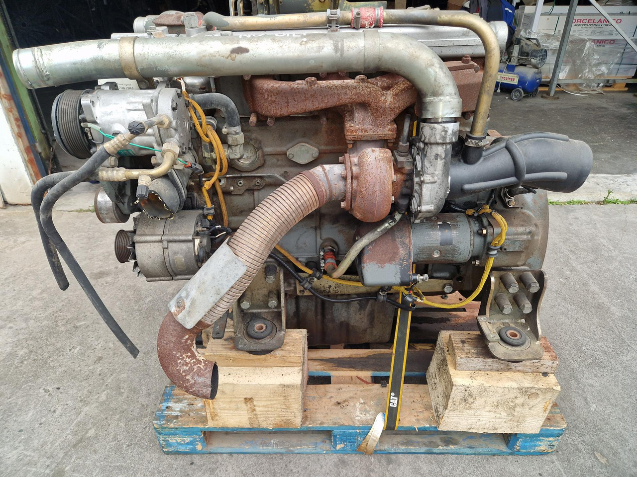 MOTOR LIEBHERR D924 TIE A2 - Engine for Construction machinery: picture 4 MOTOR LIEBHERR D924 TIE A2 - Engine for Construction machinery: picture 4