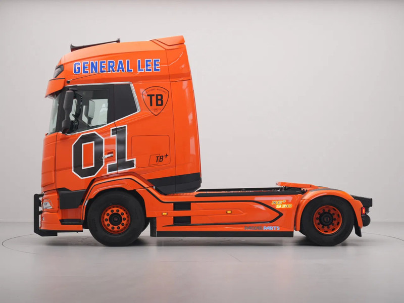 DAF XG+ 530 FT SHOWTRUCK FULL AIR PTO PREP SPEAKERS B3 ALARM ''GENERAL LEE'' - Tractor unit: picture 3 DAF XG+ 530 FT SHOWTRUCK FULL AIR PTO PREP SPEAKERS B3 ALARM ''GENERAL LEE'' - Tractor unit: picture 3