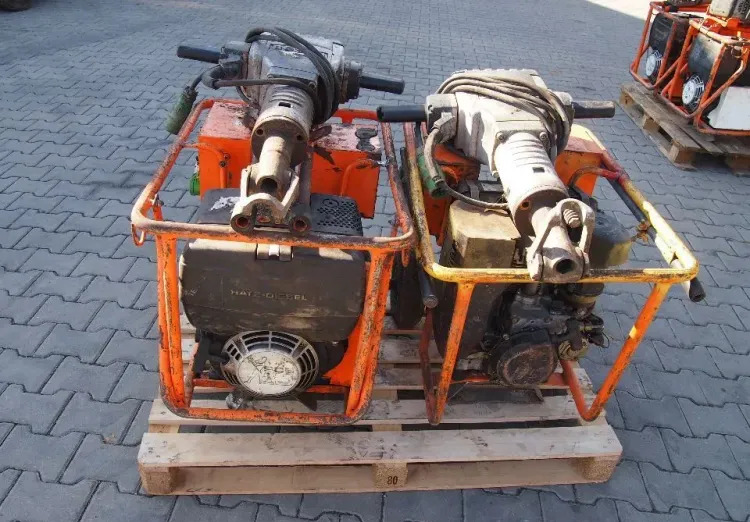 Agregat Bosch 2006 i Młot do kucia - Construction equipment: picture 2 Agregat Bosch 2006 i Młot do kucia - Construction equipment: picture 2