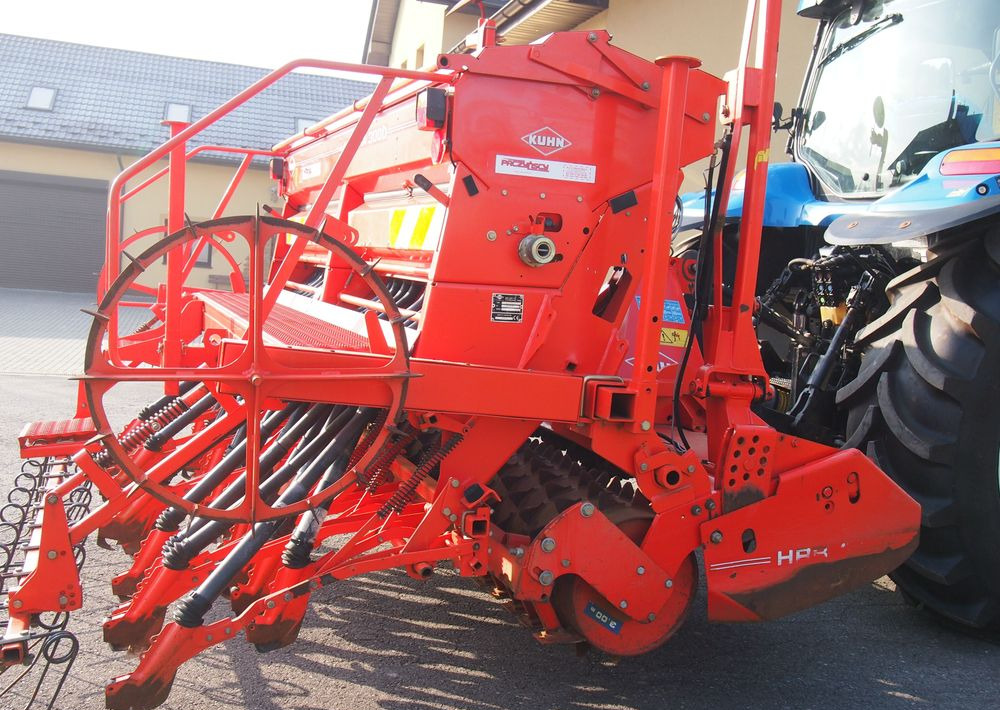 Combine seed drill Agregat uprawowo-siewny Kuhn Kuhn HRB302D I INTEGRA 3000 2002 Brona wirowa + siewnik KUHN agregat uprawowo-siewny 3m: picture 7 Combine seed drill Agregat uprawowo-siewny Kuhn Kuhn HRB302D I INTEGRA 3000 2002 Brona wirowa + siewnik KUHN agregat uprawowo-siewny 3m: picture 7