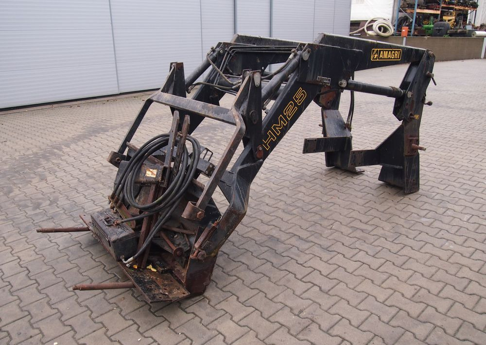 Ładowacz czołowy Amagri HM 25 1999 Tur AMAGRI do Renault 90-34 - Front loader for tractor: picture 3 Ładowacz czołowy Amagri HM 25 1999 Tur AMAGRI do Renault 90-34 - Front loader for tractor: picture 3