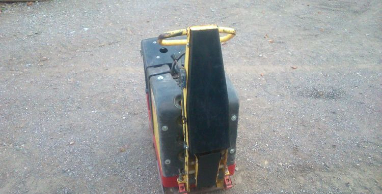 Ubijarka Dynapac LH 300 2006 - Vibratory plate: picture 5 Ubijarka Dynapac LH 300 2006 - Vibratory plate: picture 5