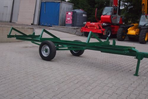 Wózek do kombajnu Sam 3,9-4,5m Wózek pod heder CLAAS - Combine header trailer: picture 3 Wózek do kombajnu Sam 3,9-4,5m Wózek pod heder CLAAS - Combine header trailer: picture 3