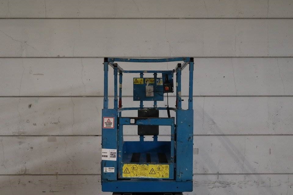 Scissor lift Genie GS2032: picture 10