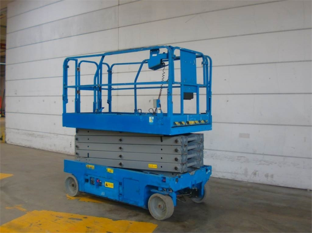 Genie GS3246 - Scissor lift: picture 2 Genie GS3246 - Scissor lift: picture 2