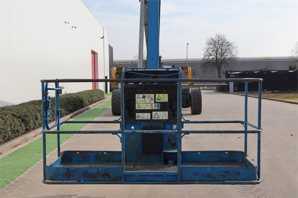 Telescopic boom Genie SX135XC: picture 10 Telescopic boom Genie SX135XC: picture 10