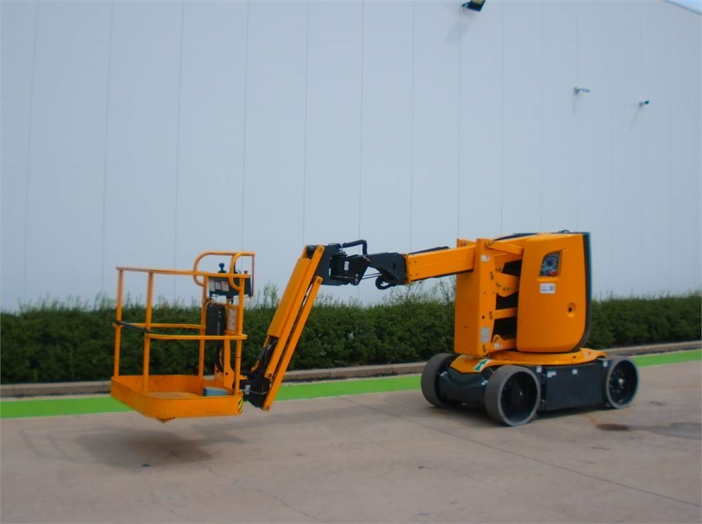 Haulotte HA12CJ+ - Articulated boom: picture 2 Haulotte HA12CJ+ - Articulated boom: picture 2