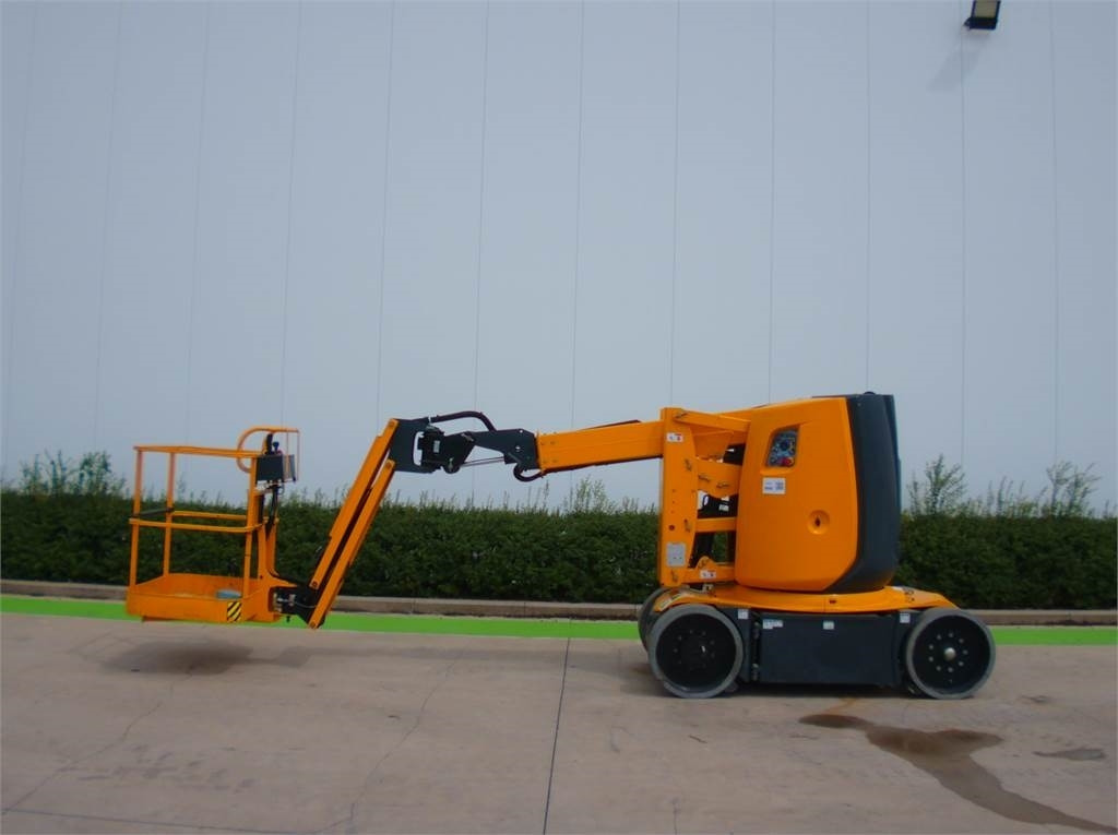 Haulotte HA12CJ+ - Articulated boom: picture 1 Haulotte HA12CJ+ - Articulated boom: picture 1