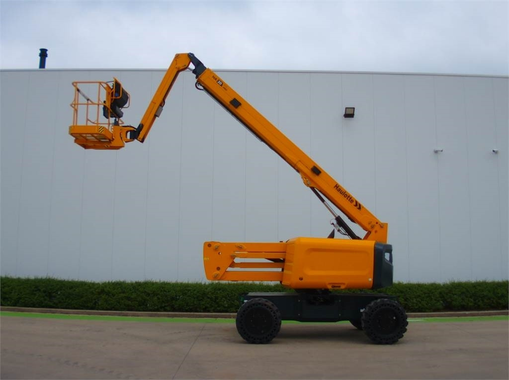 Haulotte HA20RTJ Pro - Articulated boom: picture 5 Haulotte HA20RTJ Pro - Articulated boom: picture 5