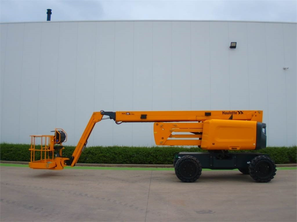 Haulotte HA20RTJ Pro - Articulated boom: picture 1 Haulotte HA20RTJ Pro - Articulated boom: picture 1